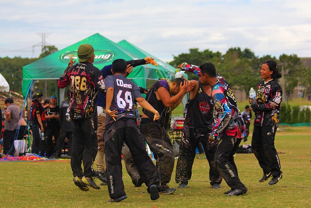 哈登表示：庫裏在我們退役前的地位無人能超越 所以他還能保持第一的位置一段時間.